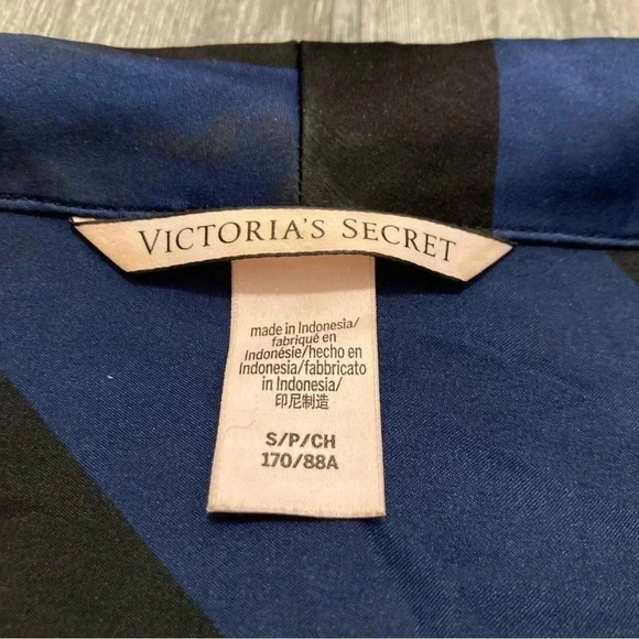 Victoria's Secret Romper Faux-wrap Satin jumper Pajama Sleep Outfit S - Picture 6 of 10